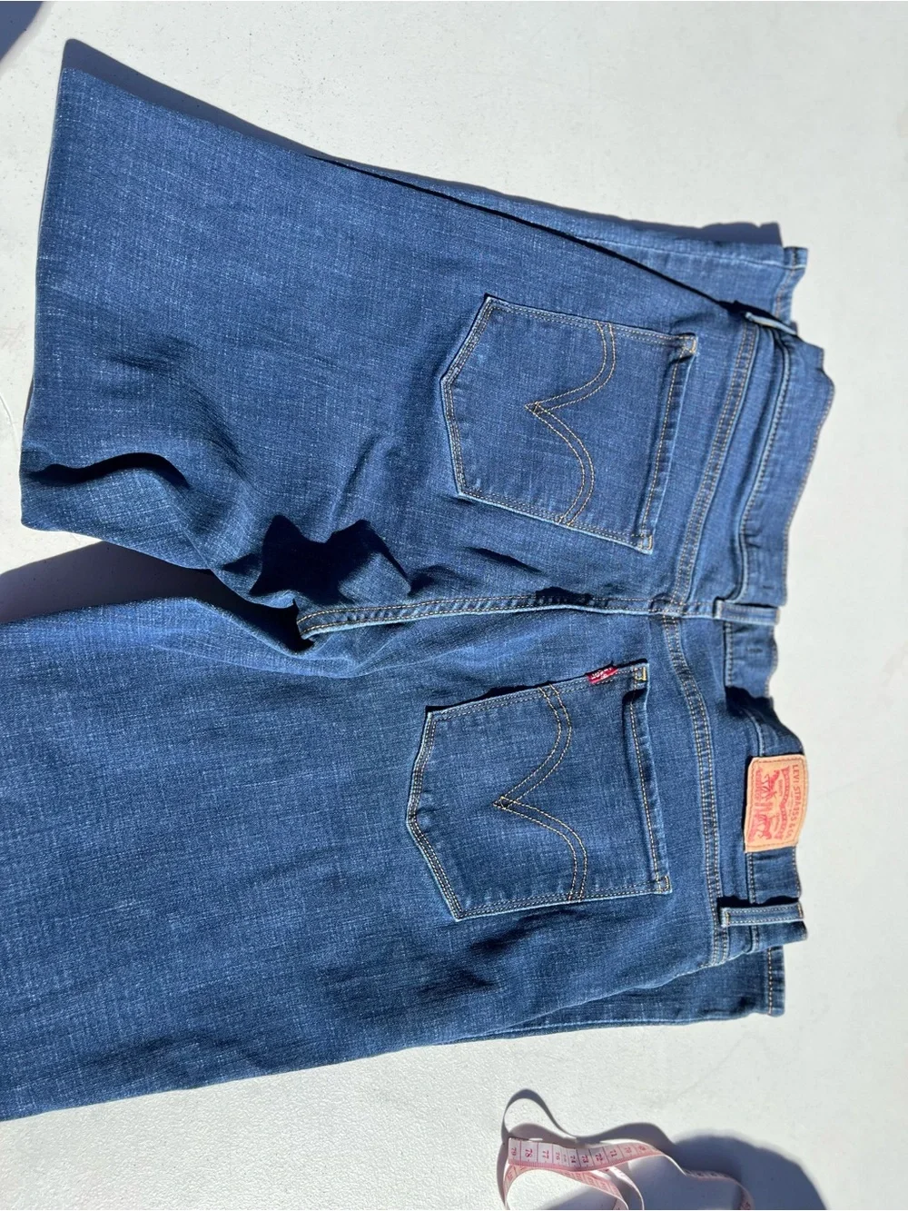 Levis straight leg